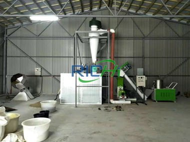 100-150KG Floating fish feed making machine for sale Ukraine