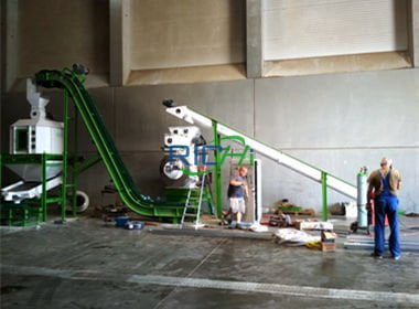 Romania 2-2.5TPH Customized Biomass Wood Sawdust Pellet Plant Project With CE