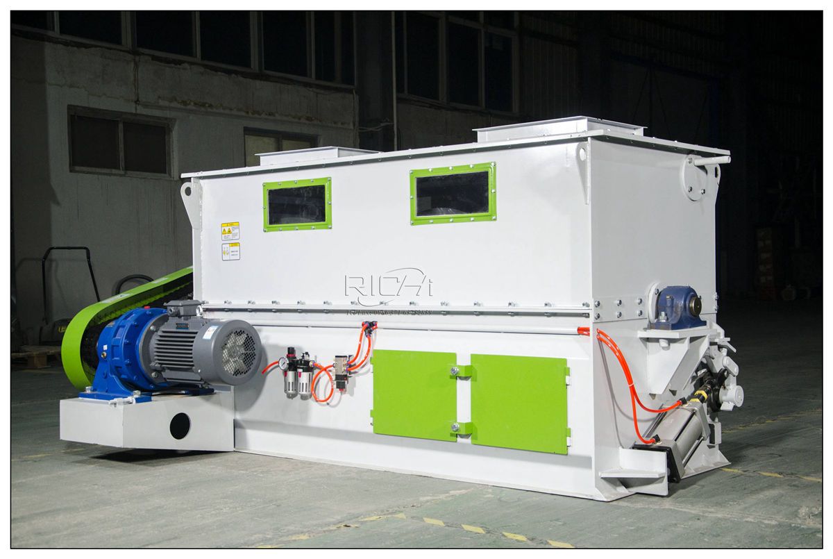 2503000KG Popular High Quality Feed Mixer Machine For Sale