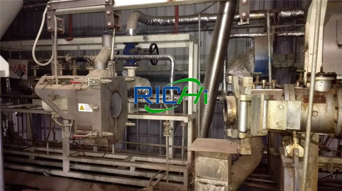 floating-fish-feed-plant-4-5t-h-high-grade-extruded-feed-line