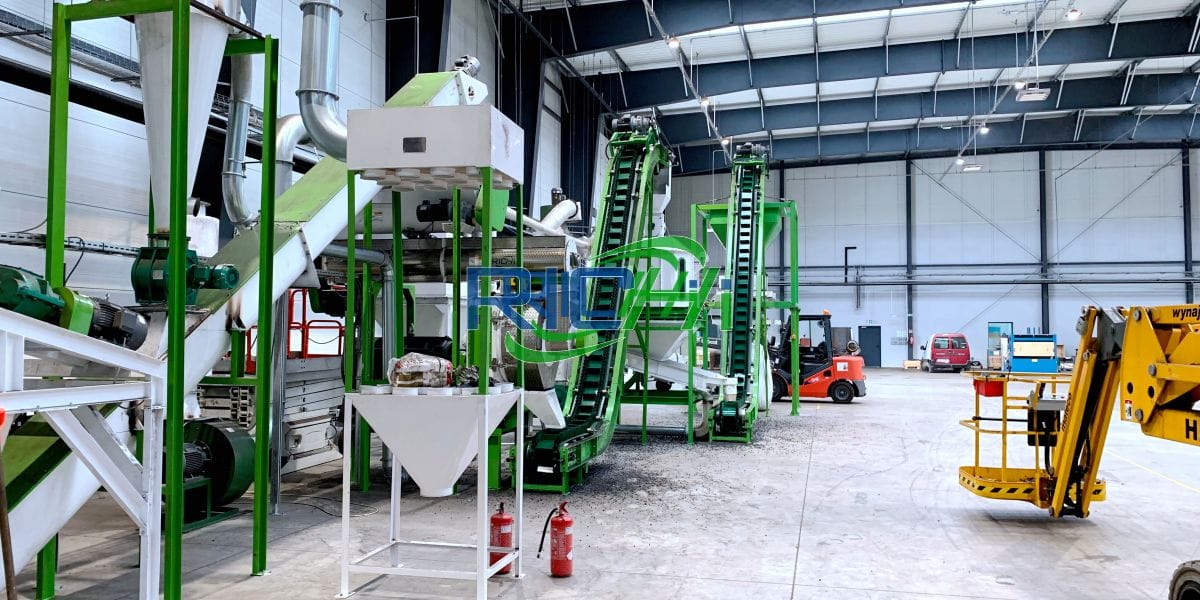 straw wood pellet press factory in Poland