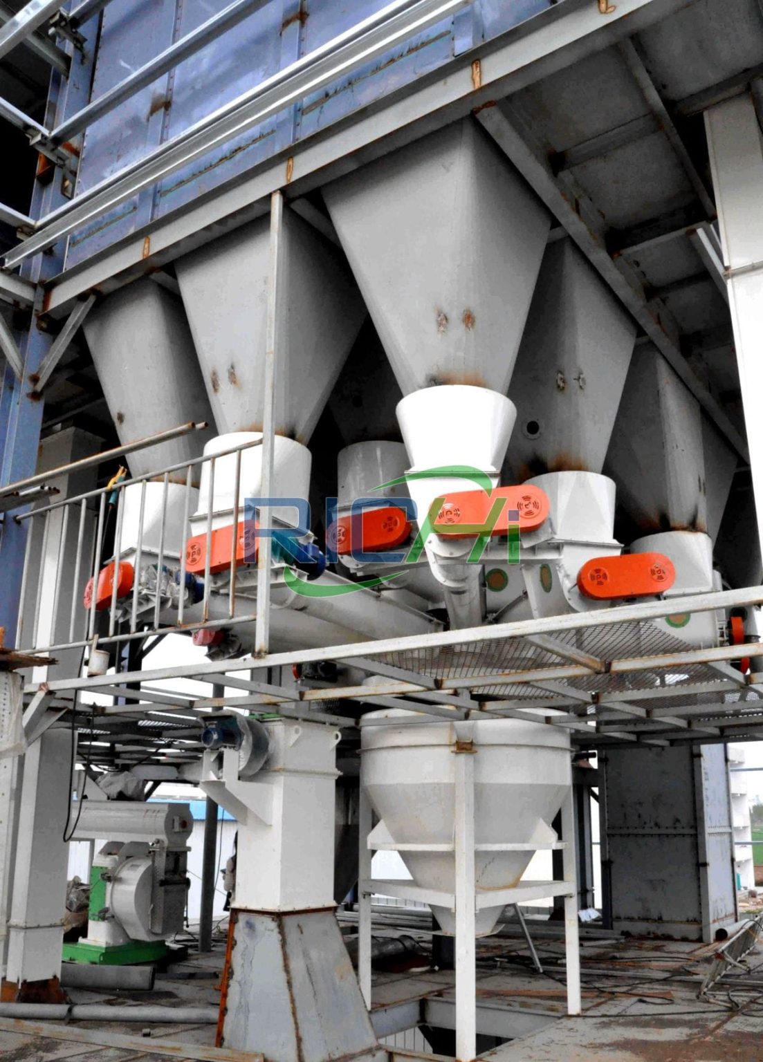 Automatic Turnkey 1160T/H Pig Feed Mill Plant Solution