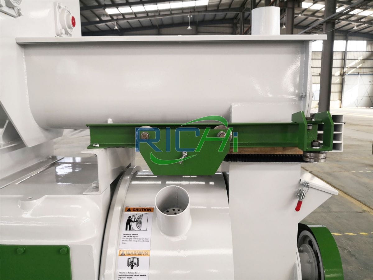 Features of Straw pellet machine