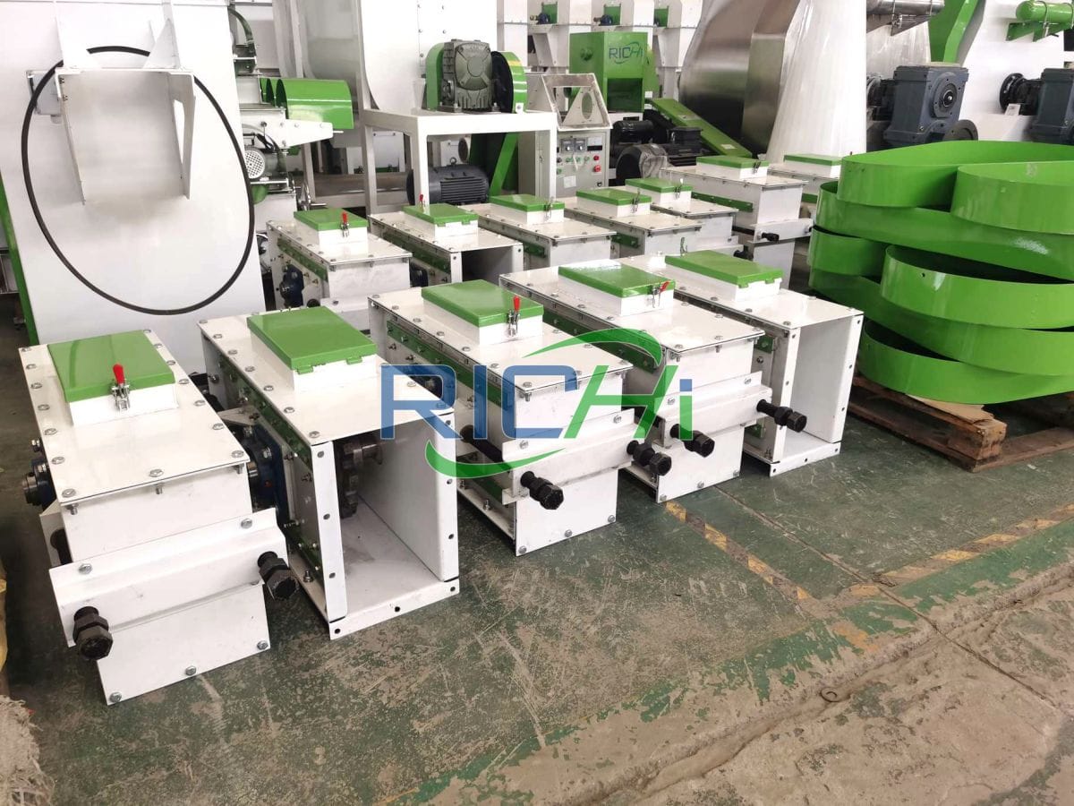 factory supply conveyor belt scraper manufacturers