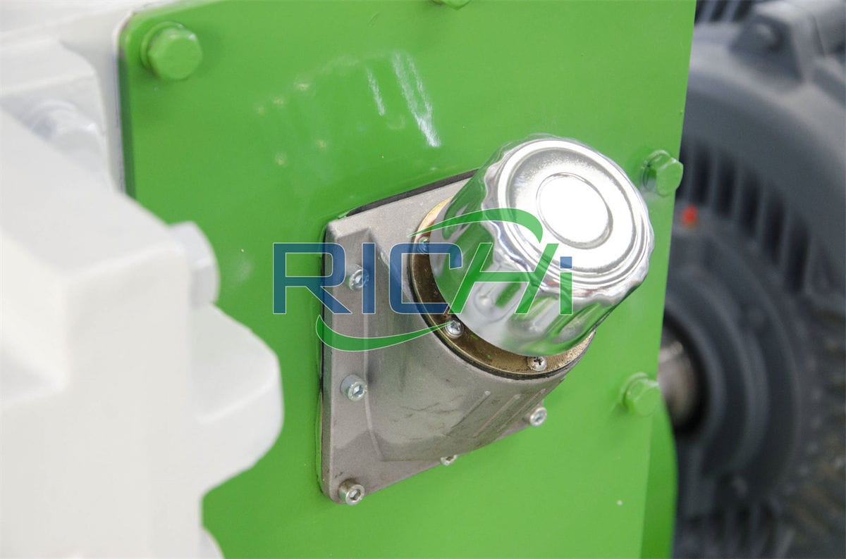 Features of cattle feed pellet machine