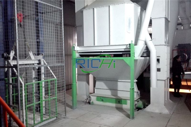 1-20MT Complete animal feed processing machine in asia