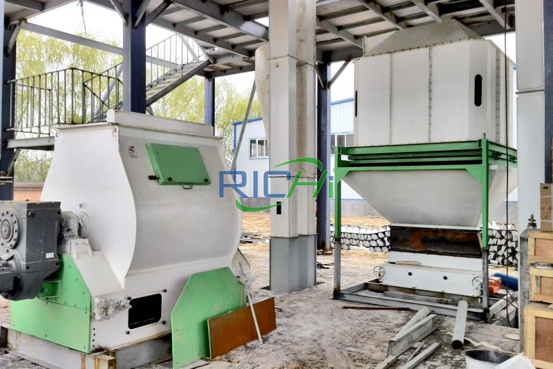 1-60MT sinking fish feed production line in Africa