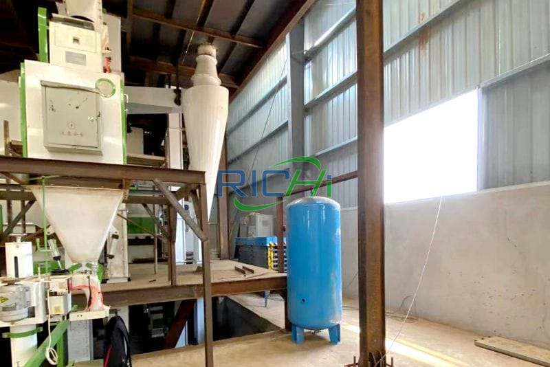 10-50MT dog food production line in Asia