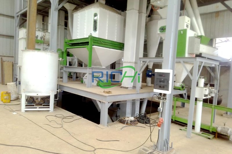 10-50MT poultry feed pellet process line in Africa