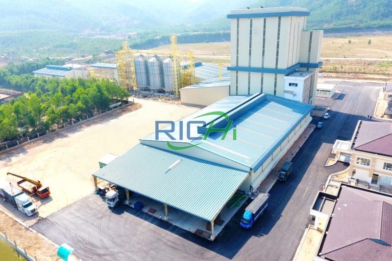 30T/H poultry feed plant equipment in Kazakhstan