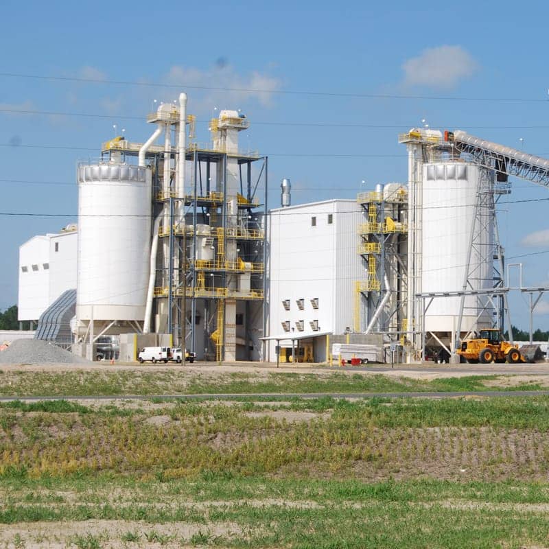 Завод по производству гранул для древесных и сельскохозяйственных отходов производительностью 27-28 тонн в час.