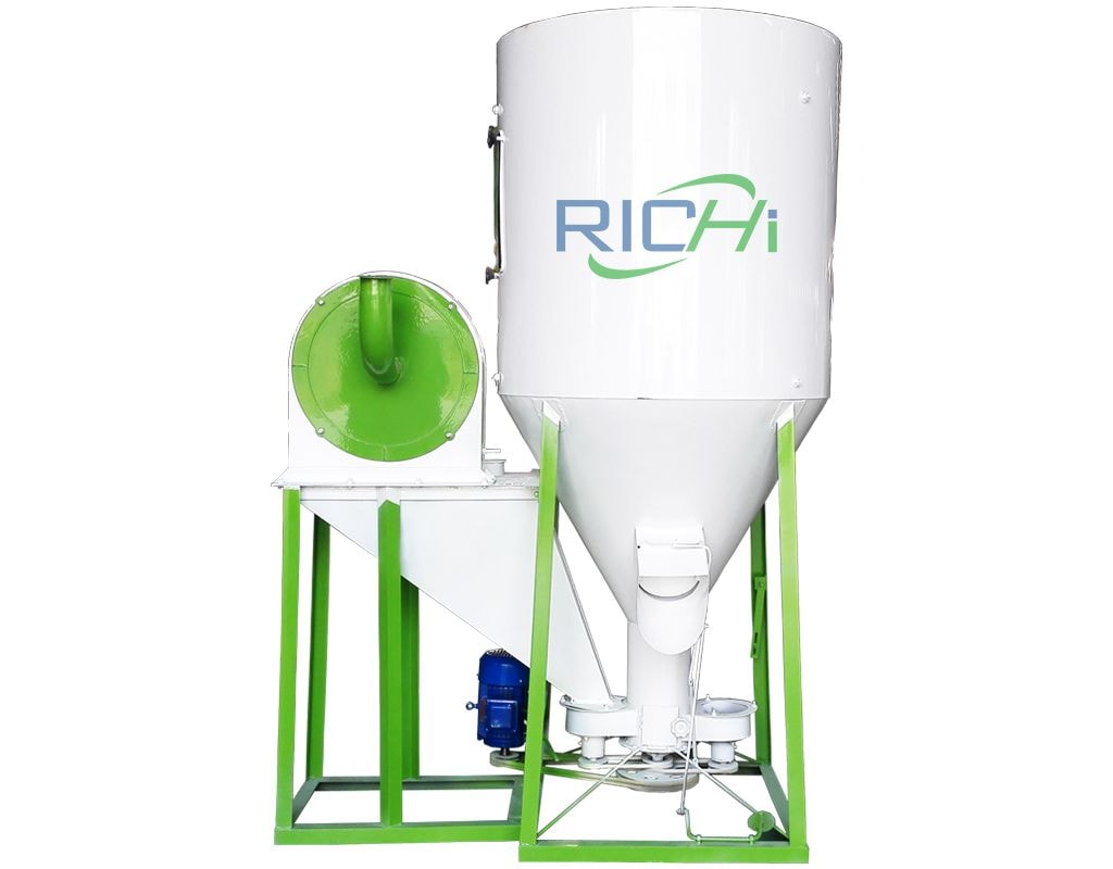 Liquid adding equipment for feed mill