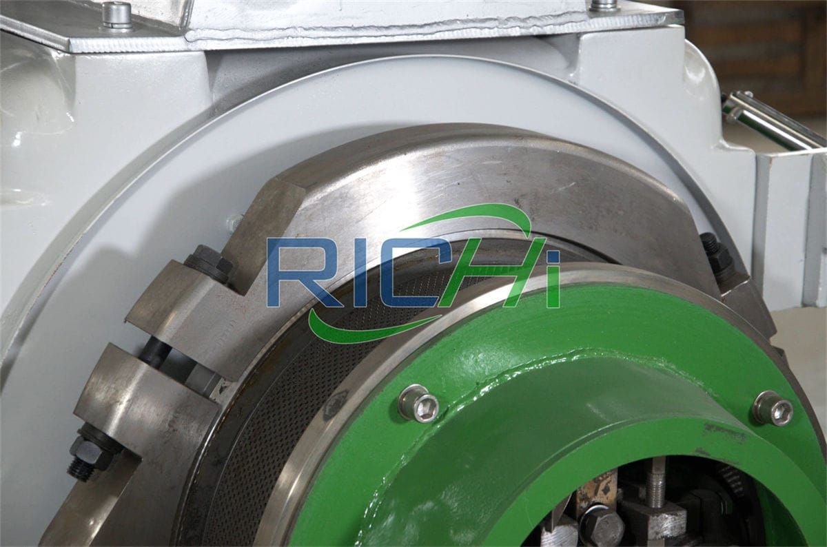 Features of fish feed pellet making machine