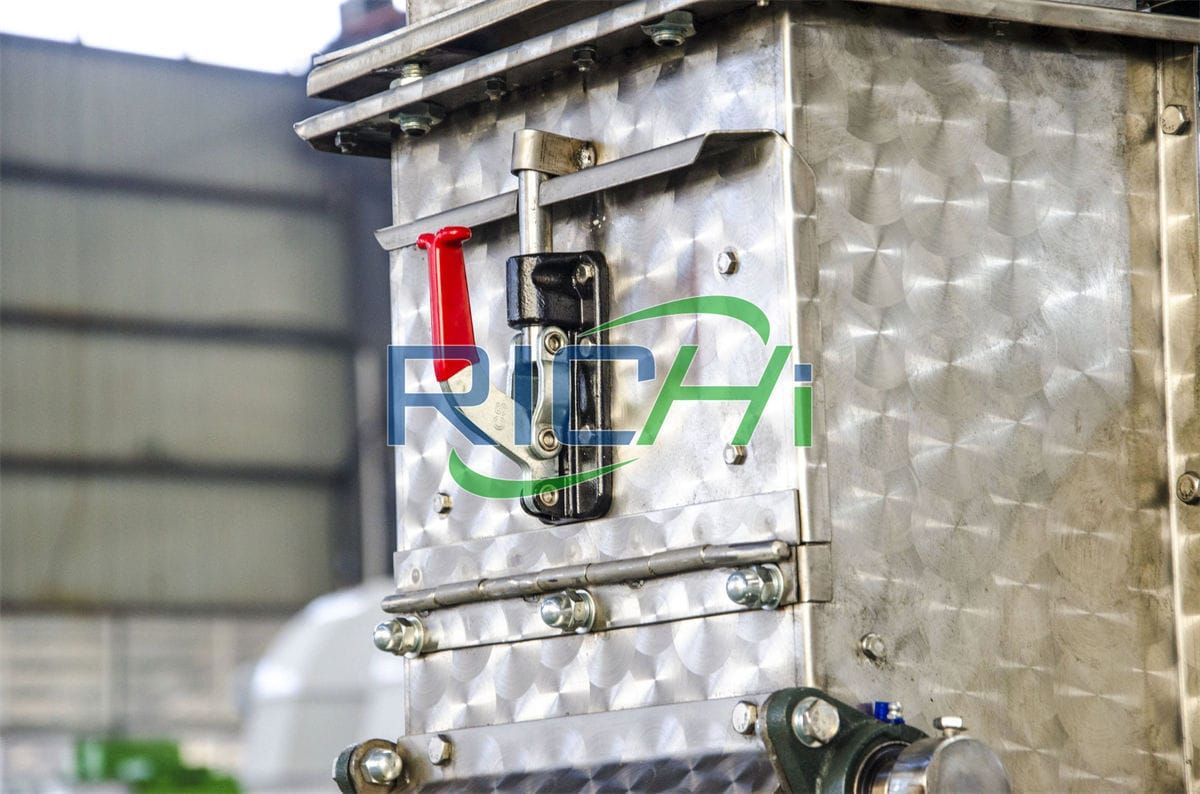 Features of fish feed pellet making machine