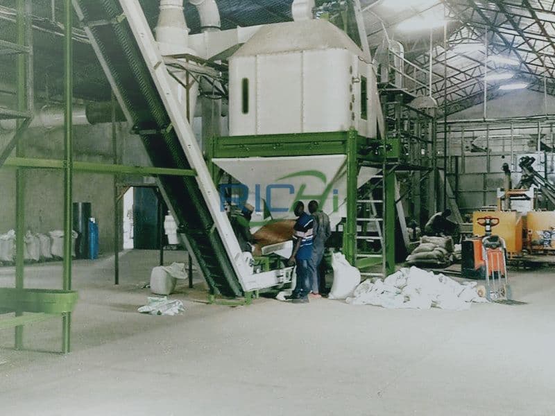 5-6 T/H wood chip cat litter production line in Ghana