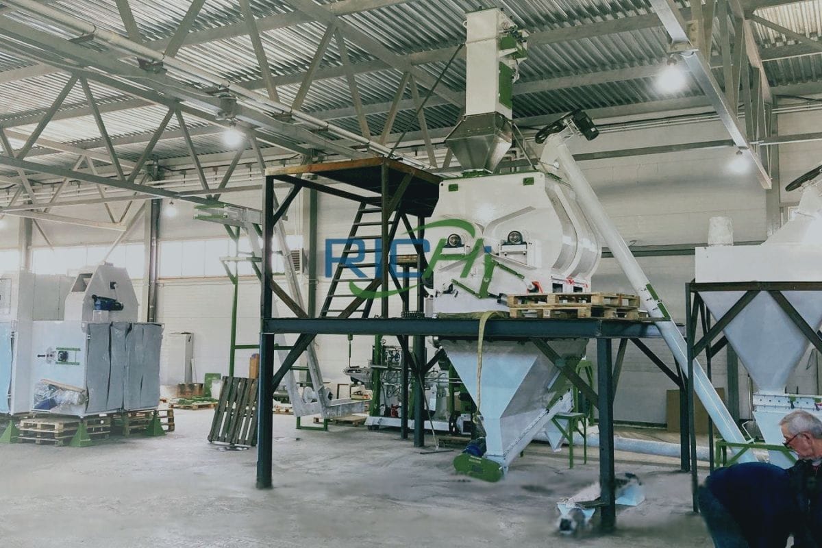 small fish feed plant in russia