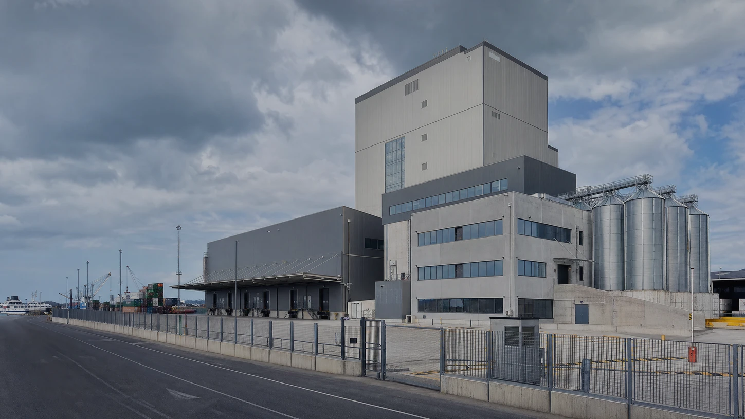 5-6T/H Trout & Catfish Feed Pellet Plant in Italy