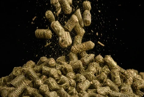 cattle_fiber_straw_grass_pellets