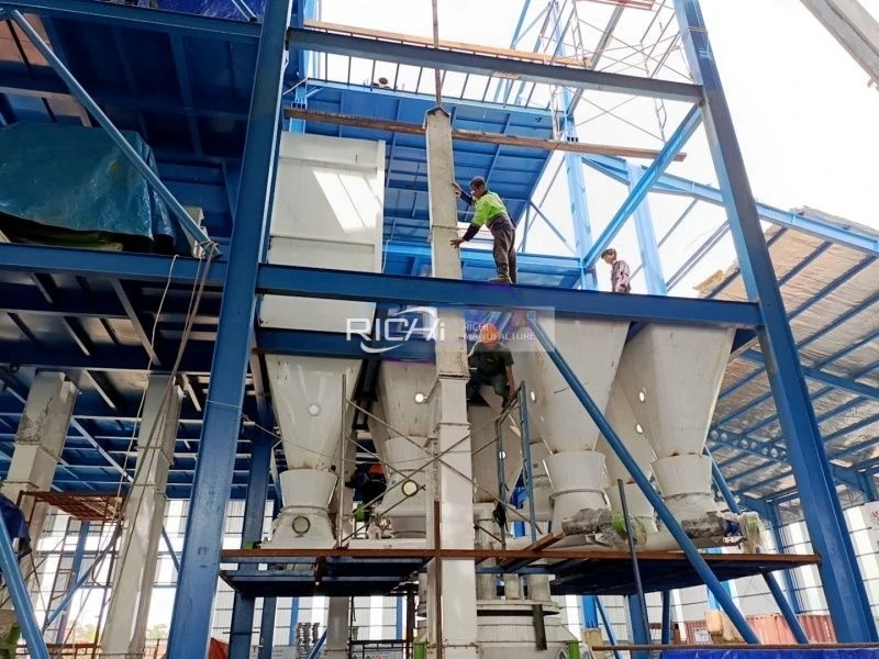 10 T/H layer feed mill in Indonesia