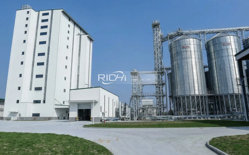 25t/h large scale layer feed manufacturing plant in Vietnam