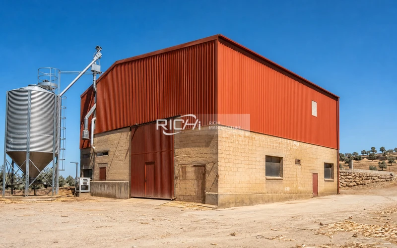 spain_mediterranean horse feed mill