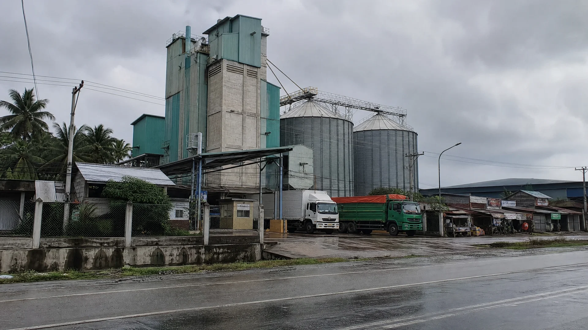 Corn Cleaning and Pig Feed Production Plant in the Philippines