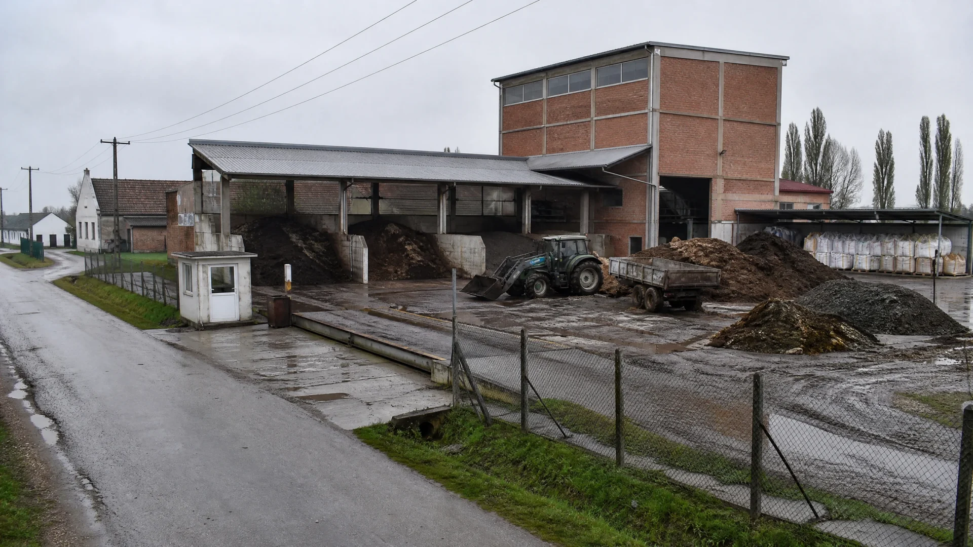 Swine Manure Powder Fertilizer Production Line in Serbia